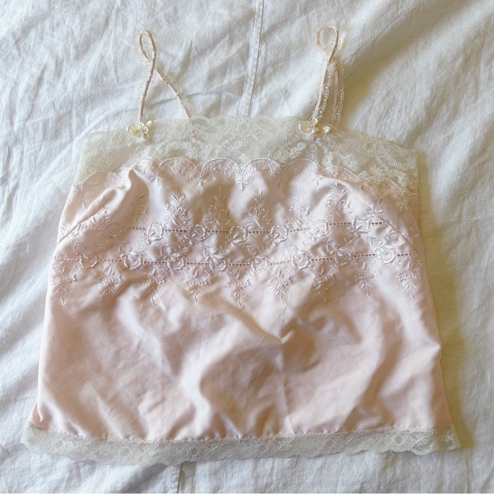 Vintage 1970’s Union Made Victoria’s Secret Coquette Lingerie Top Sz M